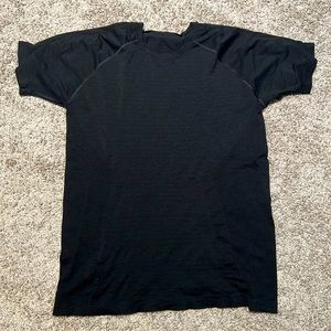 Alphalete Ozone Tee Sample Sale Size Large